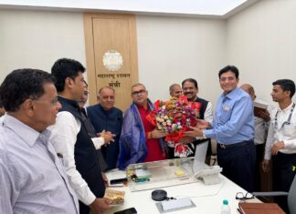 पुणे बाजार समितीच्या ‘युझर चार्जेस’ निर्णयाला स्थगिती; प्रश्न सोडविण्यासाठी विशेष समिती गठित