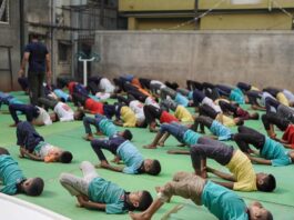 सन्मती बाल निकेतनमध्ये आंतरराष्ट्रीय योग दिन उत्साहात साजरा