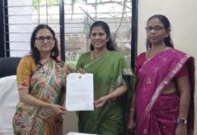स्ट्रक्चरल ऑडिटमध्ये धोकादायक ठरलेल्या सुतारवाडी शाळेतील विद्यार्थ्यांच्या स्थलांतराची मागणी