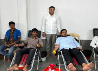 शिवराज्याभिषेक दिनी सोमेश्वरवाडीत रक्तदानाचा विक्रम; १२०३ रक्तदात्यांचा उत्स्फूर्त सहभाग -नात रक्ताचं शिवभक्तांचं