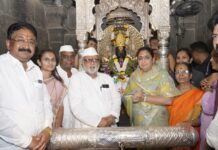 उपमुख्यमंत्री सुनेत्रा पवार यांनी घेतले श्री विठ्ठल रुक्मिणी मातेचे दर्शन