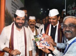 केंद्रीय संचार ब्यूरोच्या आषाढी वारी विशेष चित्ररथाचे मुख्यमंत्र्यांच्या हस्ते उद्घाटन