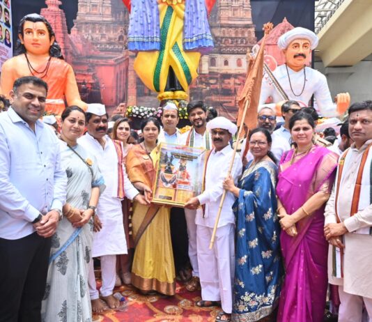 ज्येष्ठ वारकऱ्यांना ‘जगद्गुरु संत शिरोमणी तुकाराम महाराज जीवनगौरव पुरस्कार 2026’ प्रदान ; विश्वभूषण डॉ. बाबासाहेब आंबेडकर सांस्कृतिक महोत्सव समितीचा उपक्रम