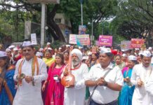 आषाढी वारीनिमित्त कलाकारांची भव्य दिंडी उत्साहात संपन्न