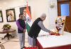 दिवंगत माजी उपमुख्यमंत्री अजित पवार यांच्या जयंतीनिमित्त लोकभवन येथे अभिवादन