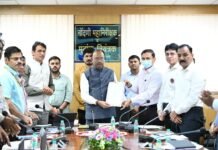 ‘ई-प्रमाण’मुळे नोंदणी दस्तऐवजांच्या प्रमाणित प्रती आता घरबसल्यामुद्रांक व नोंदणी विभागातील तीन महत्त्वपूर्ण उपक्रमांचा महसूल मंत्री चंद्रशेखर बावनकुळे यांच्या हस्ते शुभारंभ