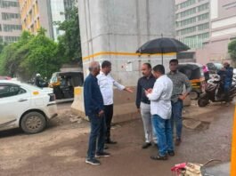 मोरेश्वर बालवडकर यांच्या पाठपुराव्याला यश; बालेवाडी-बाणेरमधील खड्डेमय रस्त्यांची प्रशासनाकडून पाहणी, तातडीने दुरुस्तीचे आश्वासन