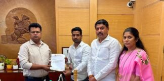 प्रभाग क्र. ९ मधील रस्ते दुरुस्तीसाठी महापालिका आयुक्तांची भेट; सुतारवाडी रस्त्यासाठी निधीची मागणी