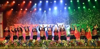 पुणे फेस्टिव्हलच्या ३८ व्या पर्वाचे उपराष्ट्रपतींच्या हस्ते उद्घाटन; ज्येष्ठ कलाकार मोहन जोशी यांना ‘जीवन गौरव’ पुरस्कार प्रदान