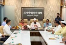 माण प्राथमिक आरोग्य केंद्राचा कायापालट होणार; CSR व शासकीय निधीतून सुसज्ज आरोग्य सुविधा देण्याचे निर्देश