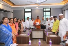 मुळशीच्या तरुणाची इंग्लंडमध्ये टाऊन कौन्सिलरपदी निवड; योगीराज पतसंस्थेतर्फे विशेष गौरव