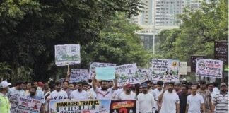 महाळुंगे- माण रस्त्याच्या दुरवस्थेविरोधात हिंजवडी आयटी पार्कमध्ये मूक मोर्चा