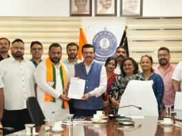 पुणे व्यापाऱ्यांच्या जिएसटी प्रश्नांसाठी भाजपा व्यापारी आघाडीचा पुढाकार