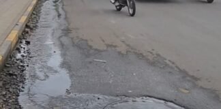 पाषाण-सुस रस्त्यावर मैलापाणी; ड्रेनेज दुरुस्तीसाठी मनसेची मागणी