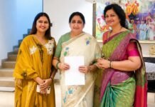 प्रभाग क्रमांक 9 मधील वाहतूक कोंडीवर तातडीने उपाययोजना करा राष्ट्रवादी काँग्रेसच्या महिला कार्याध्यक्ष वैशाली कमाजदार, पार्वती निम्हण यांचे उपमुख्यमंत्री सुनेत्रा पवार यांना निवेदन