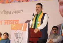 पक्षाच्याच नगरसेवकांवर मुख्यमंत्री भडकले