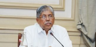 दुष्काळग्रस्त भागातील विद्यार्थ्यांकडून परीक्षा शुल्क घेऊ नका; घेतले असल्यास परत करा! – उच्च व तंत्र शिक्षण मंत्री चंद्रकांतदादा पाटील