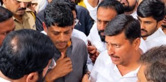 कोथरूड सर्व्हे क्रमांक ४४ मधील प्रकल्प क्लस्टर योजनेत समाविष्ट करा! उपमुख्यमंत्री एकनाथ शिंदे यांना जयराम सहकारी गृह रचना संस्थेच्या सभासदांचे निवेदन