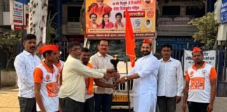 रायरेश्वर मंदिरातून शिवज्योत घेऊन निष्ठावंत शिवसैनिक मुंबईकडे रवाना; चांदणी चौक येथे शिवसेना मुळशी तालुक्याच्या वतीने शिवज्योतधारकांचे स्वागत